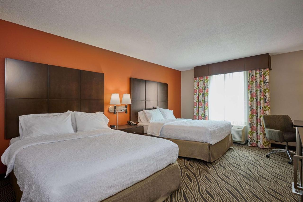 Hampton Inn Evansville Airport Buitenkant foto