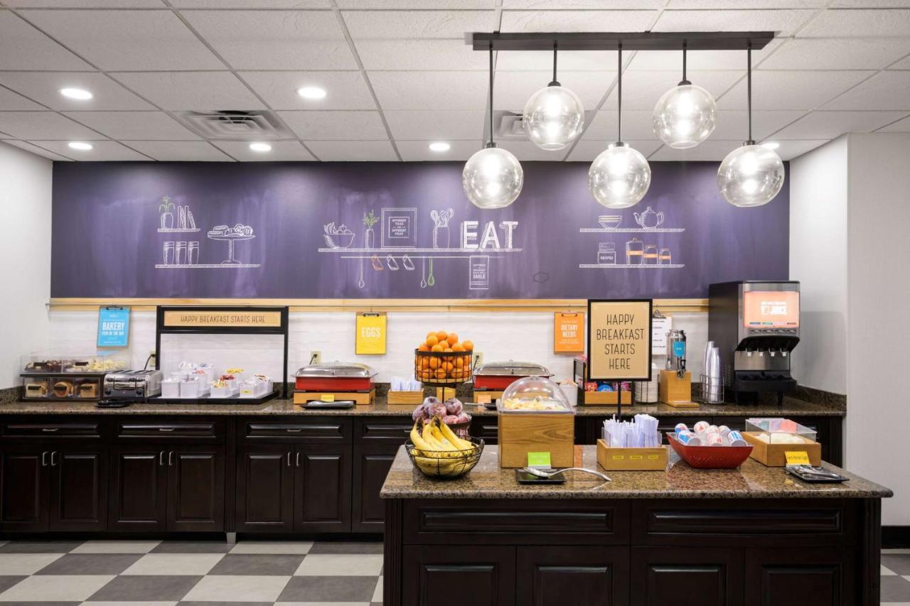 Hampton Inn Evansville Airport Buitenkant foto