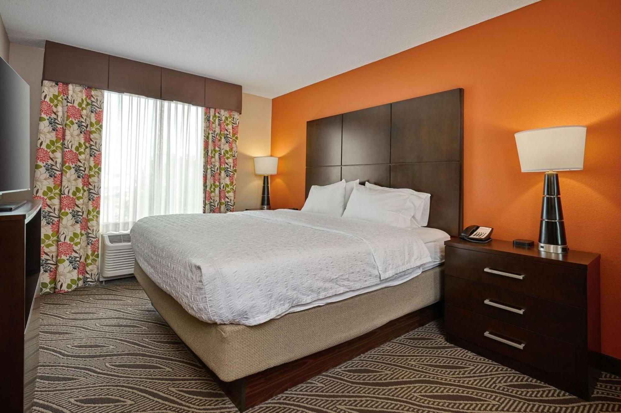 Hampton Inn Evansville Airport Buitenkant foto