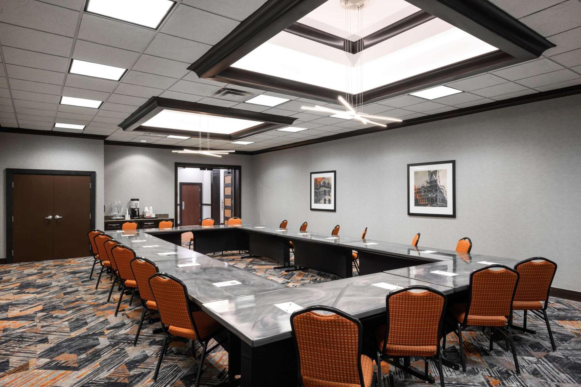 Hampton Inn Evansville Airport Buitenkant foto